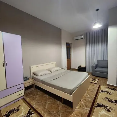Cozy Appartment In Tirana Exterior photo